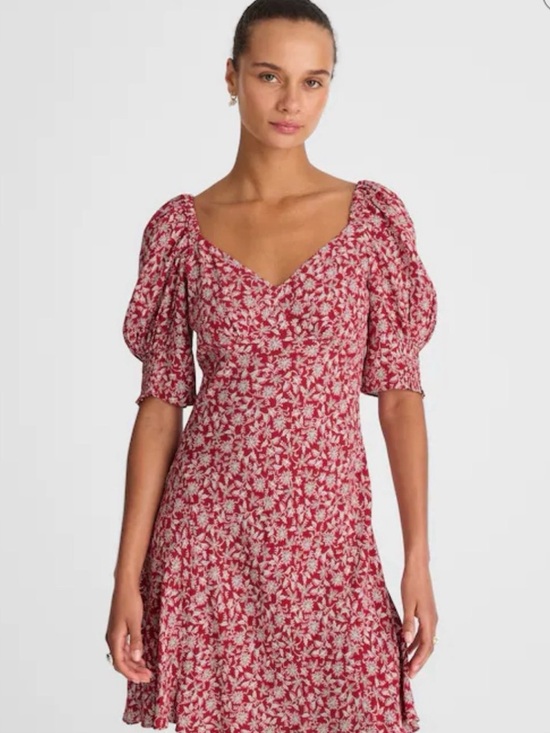 Madewell Dresses & Skirts - Madewell Red Floral Puff-Sleeve V-Neck Mini Dress